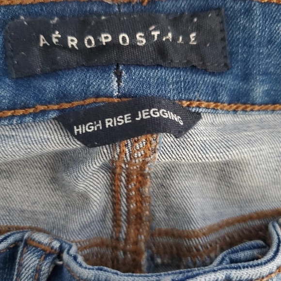 Aeropostale High Rise Ripped up 6 Regular Jegging Jean - Picture 4 of 7